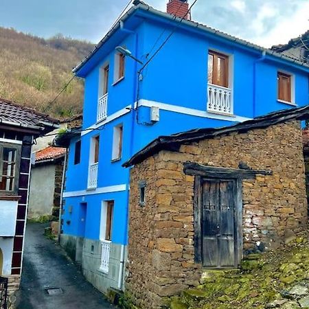 Villadecelis Mieres  Exteriér fotografie
